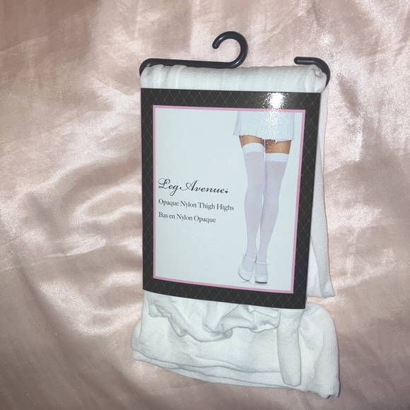 ⭐️Leg Avenue Opaque Nylon thigh highs - Picture 5 of 5